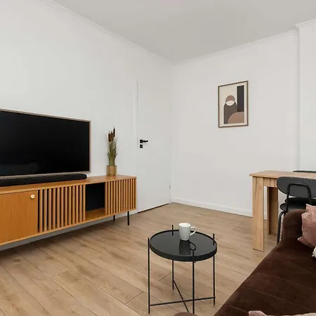 Family Near The In By Renters Апартаменти *