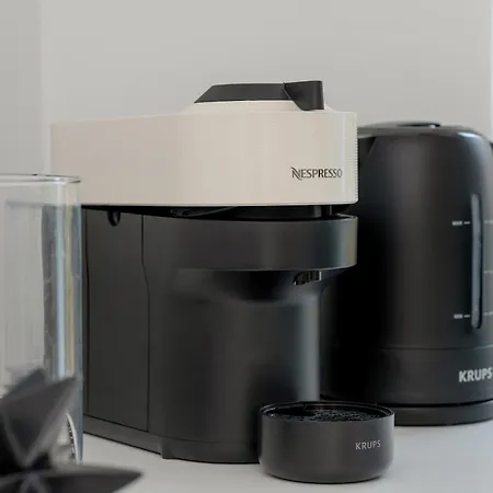 Family Near The In By Renters *