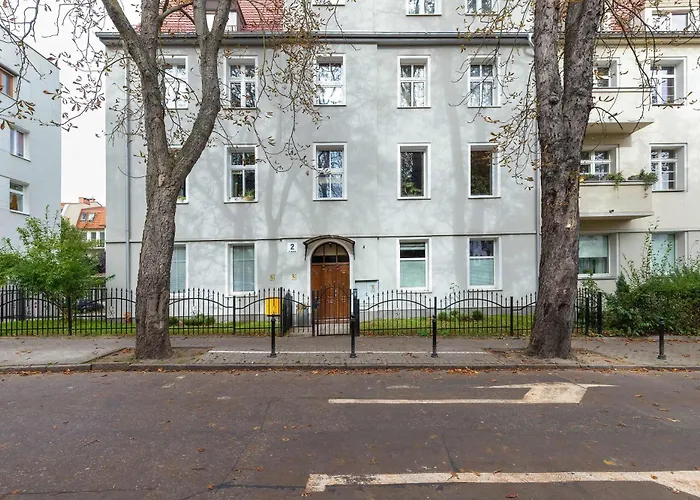 Family Near The In By Renters Apartament